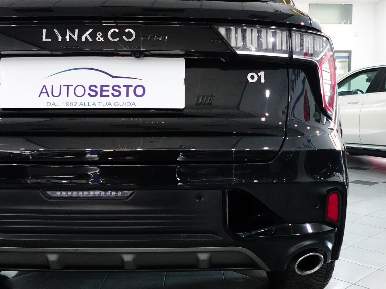 Lynk and Co 01 1.5 BZ 143 CV HEV 01