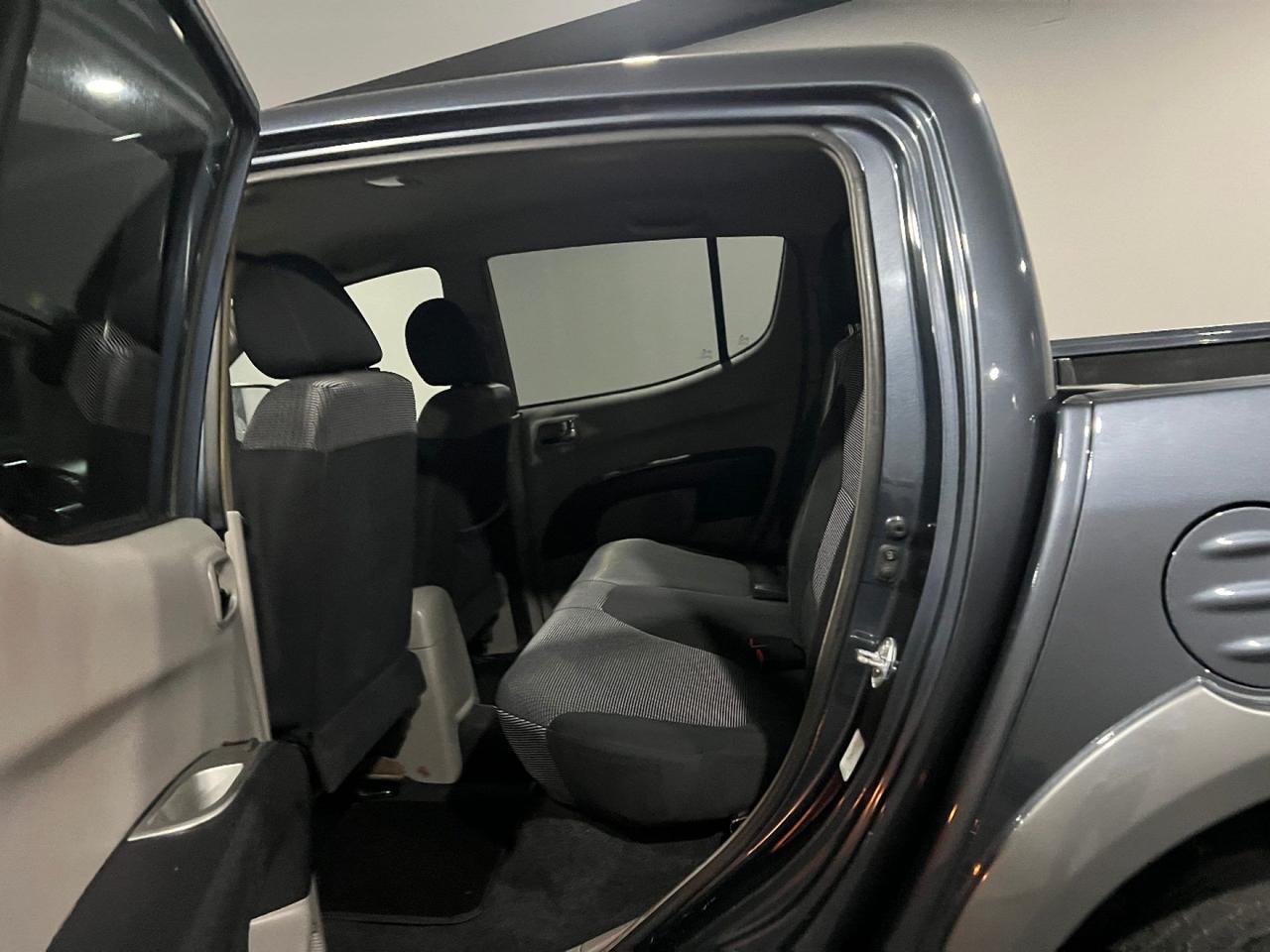 Mitsubishi L200 2.5 DI-D/167CV DoubleCab Warrior LEGGI DESCRIZIONE