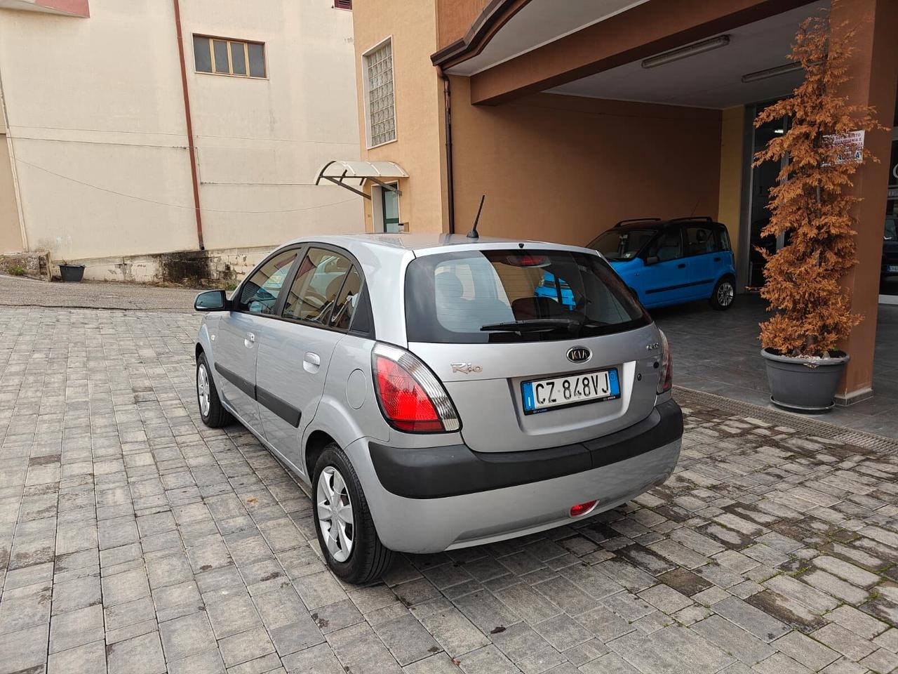 Kia Rio 1.5 16V CRDi 5p. EX Challenge
