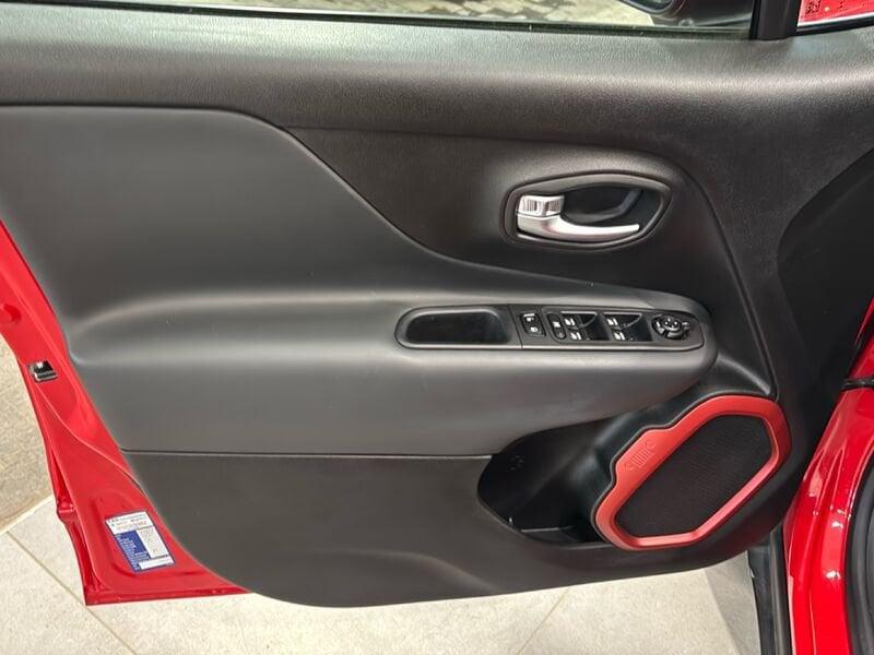 Jeep Renegade 4xe 1.3 T4 PHEV 240cv Trailhawk 4xe Auto