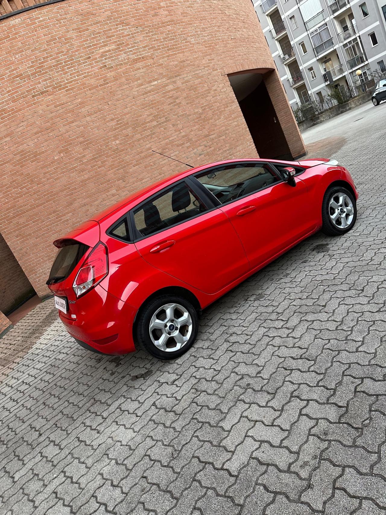 Ford Fiesta 1.4 5 porte Bz.- GPL Business