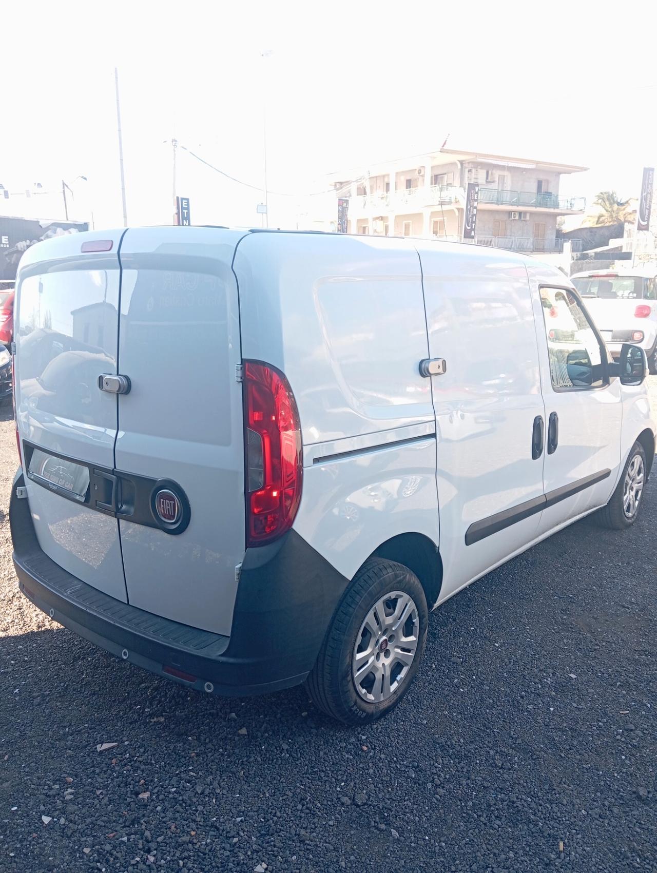 Fiat Doblò Cargo 1.6 JTDM 3 posti