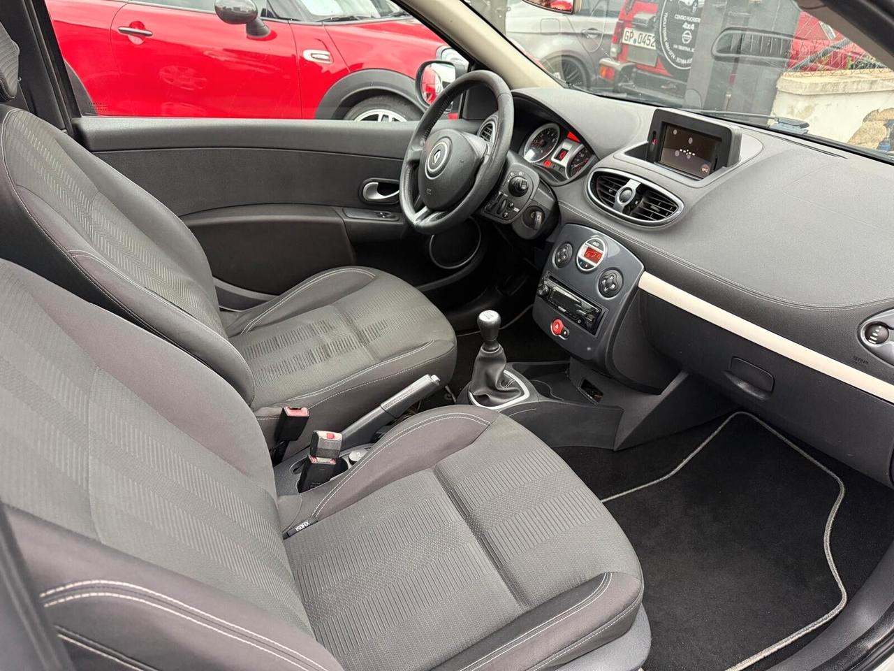 Renault Clio 1.2 16V 3 porte - Tetto - Full opt - Superprezzo