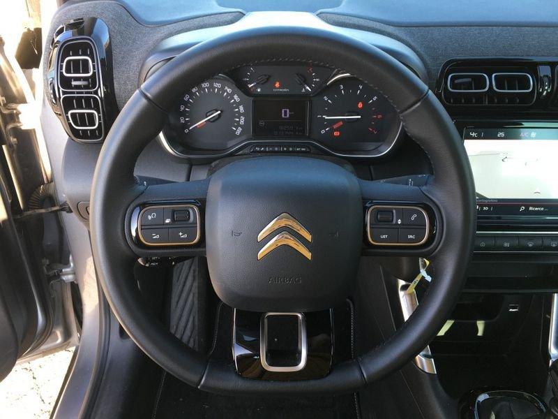 Citroën C3 Aircross PureTech 110 Shine 13 MILA KM!! ACCESSORIATA