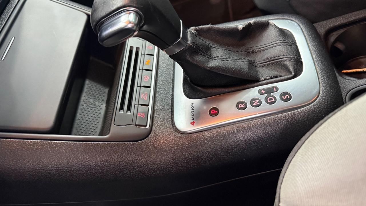 Volkswagen Tiguan 2.0 TDI DPF 4MOTION DSG Sport & Style