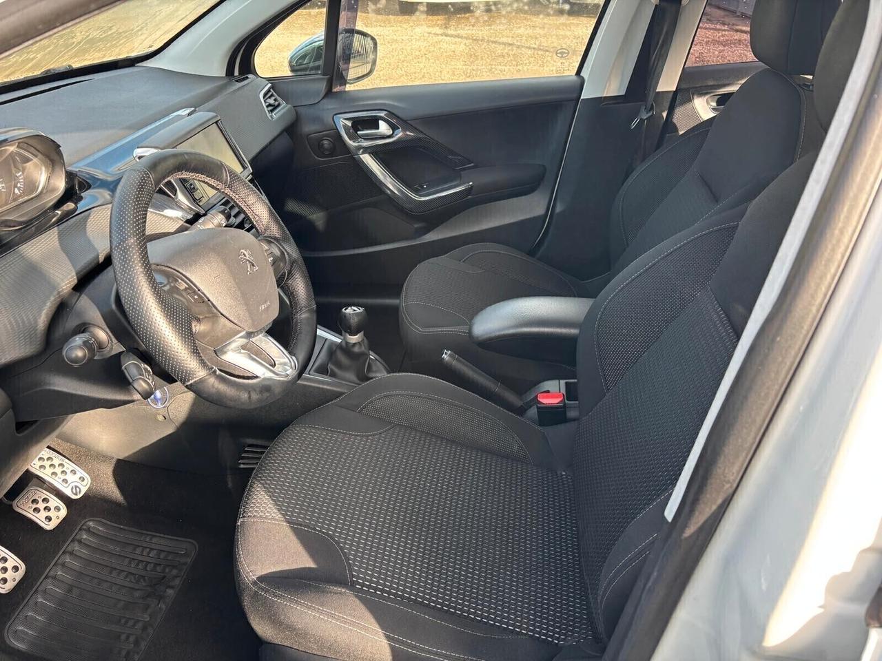 Peugeot 208 1.6 HDi 75CV 5 porte - 2015