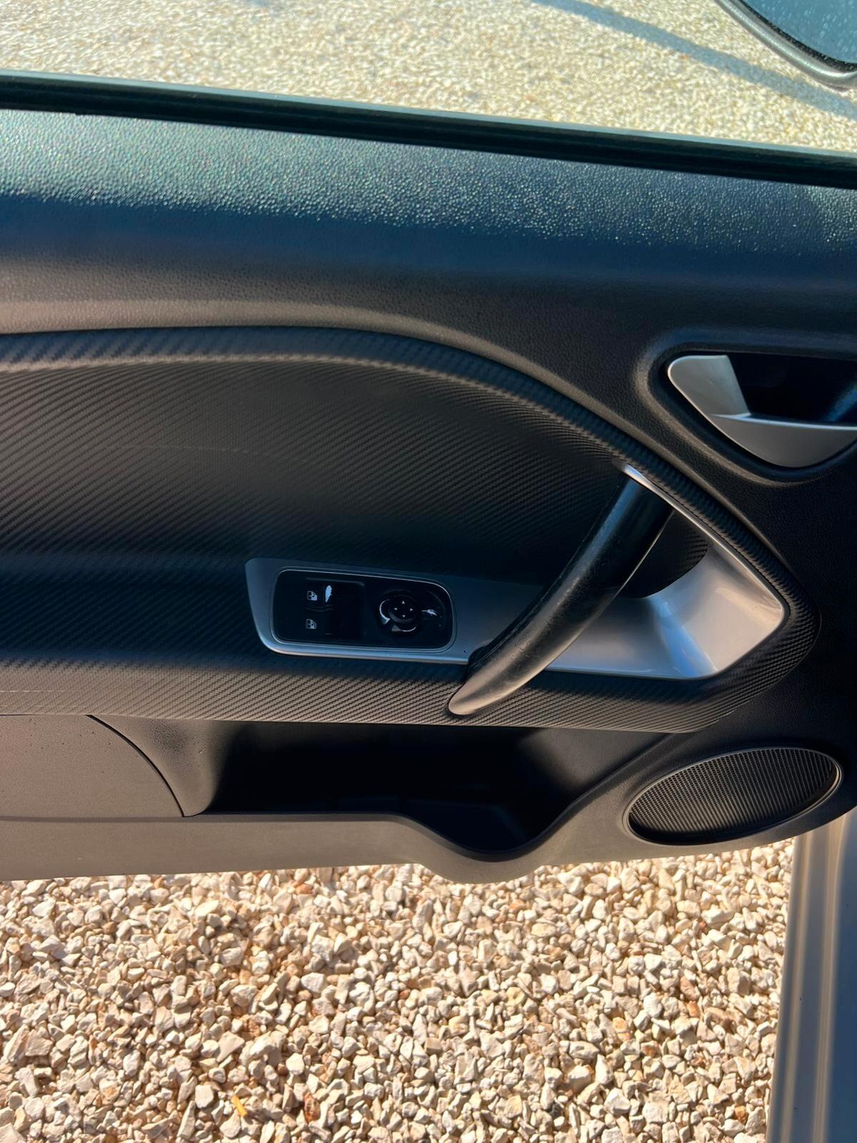 Alfa Romeo MiTo 1.6 JTDm 16V Distinctive Premium Pack