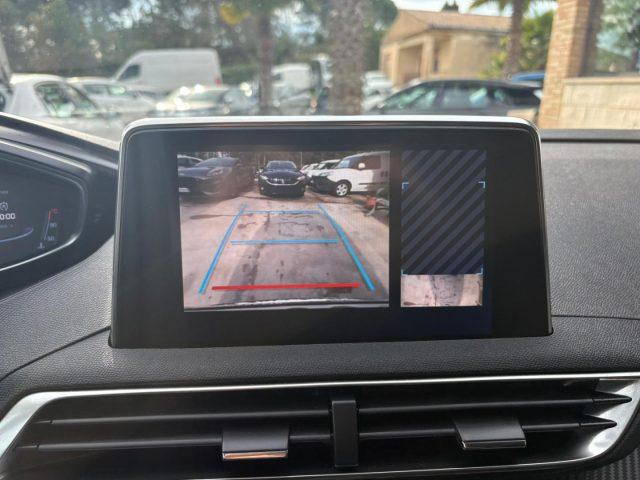 PEUGEOT 3008 BlueHDi 130 S&S EAT8