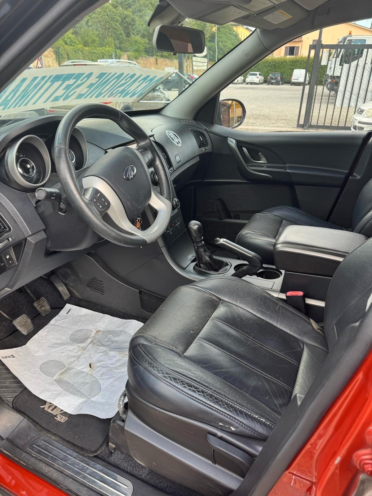 Mahindra XUV500 2.2 16V AWD W8 N1
