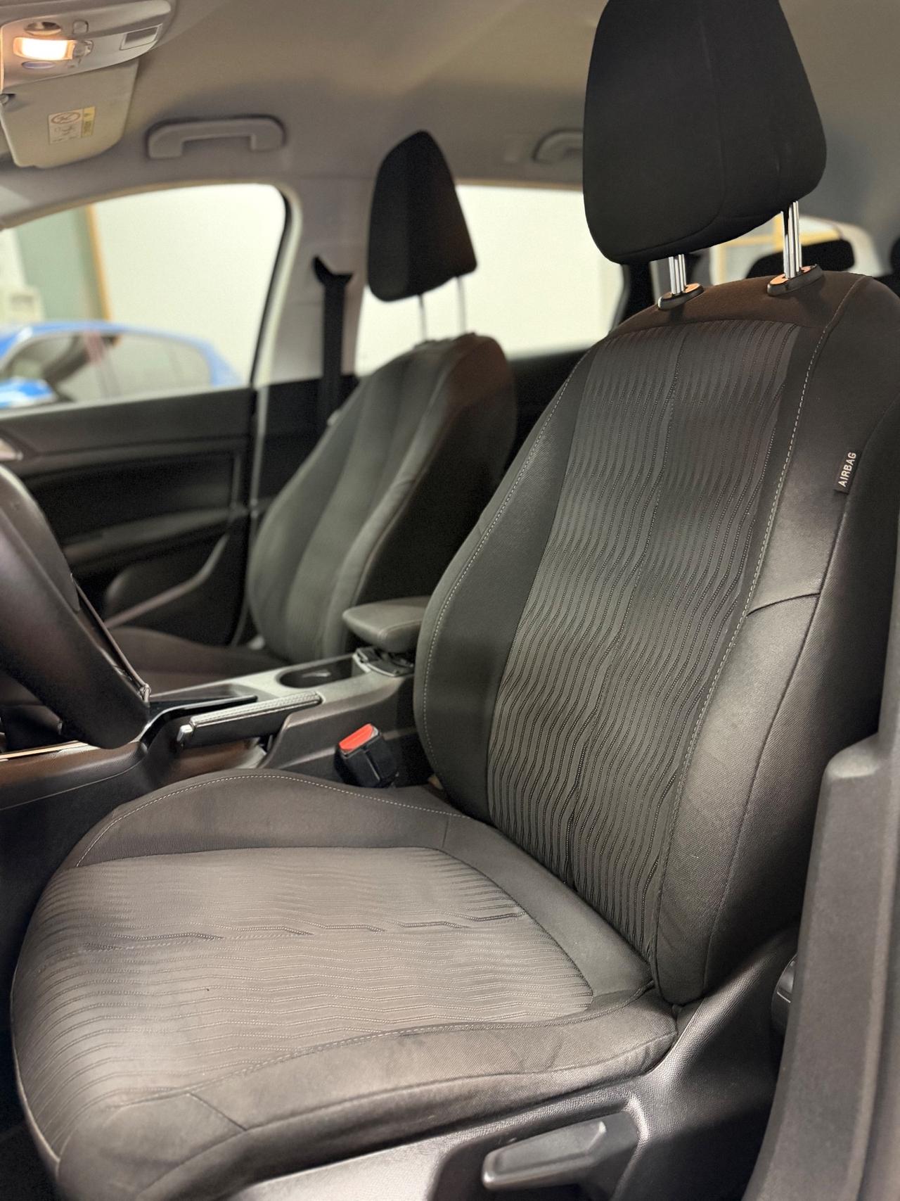 Peugeot 308 BlueHDi 120 S&S SW Business