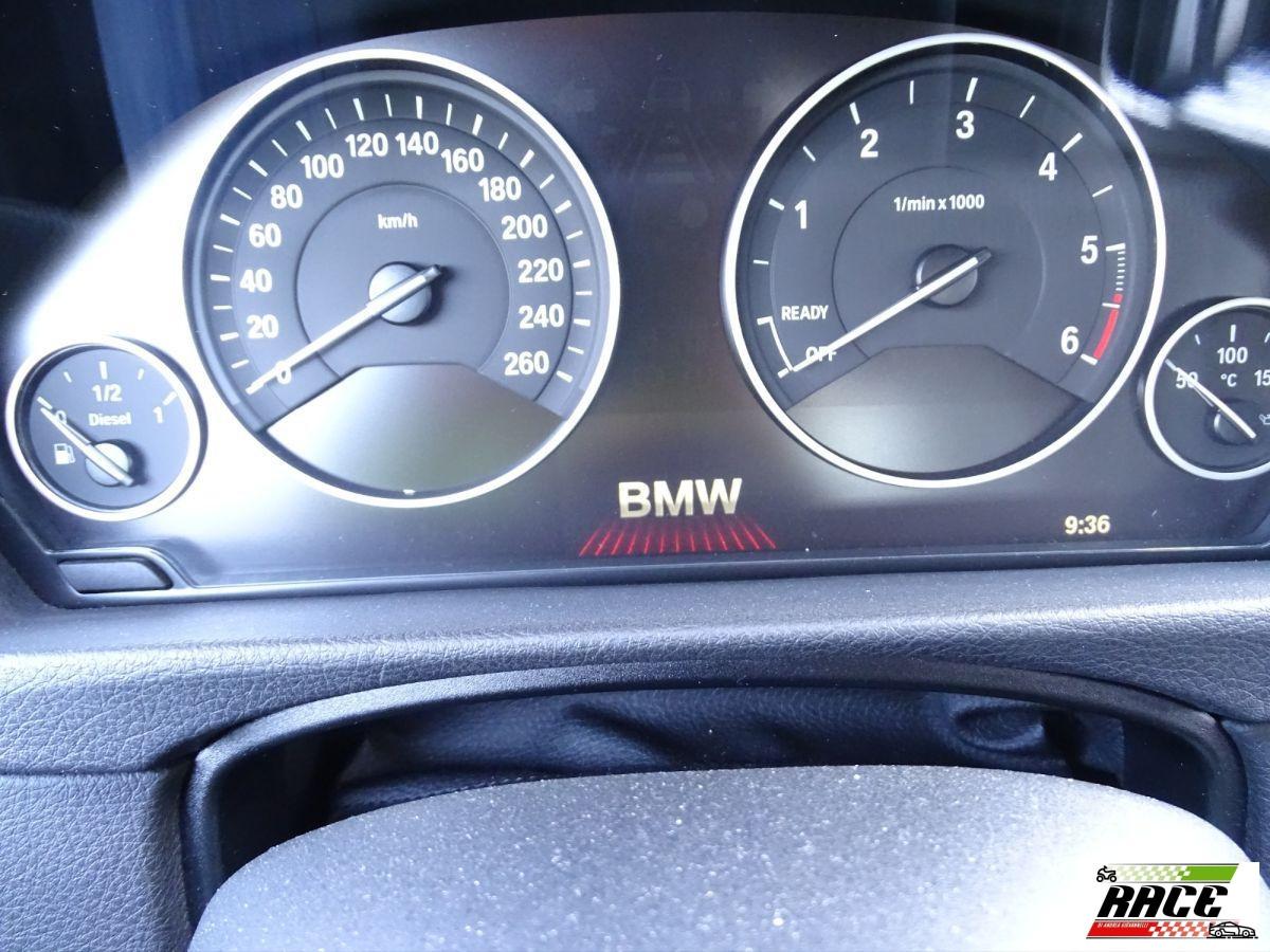 BMW - Serie 3 - 318d Touring Business Advantage