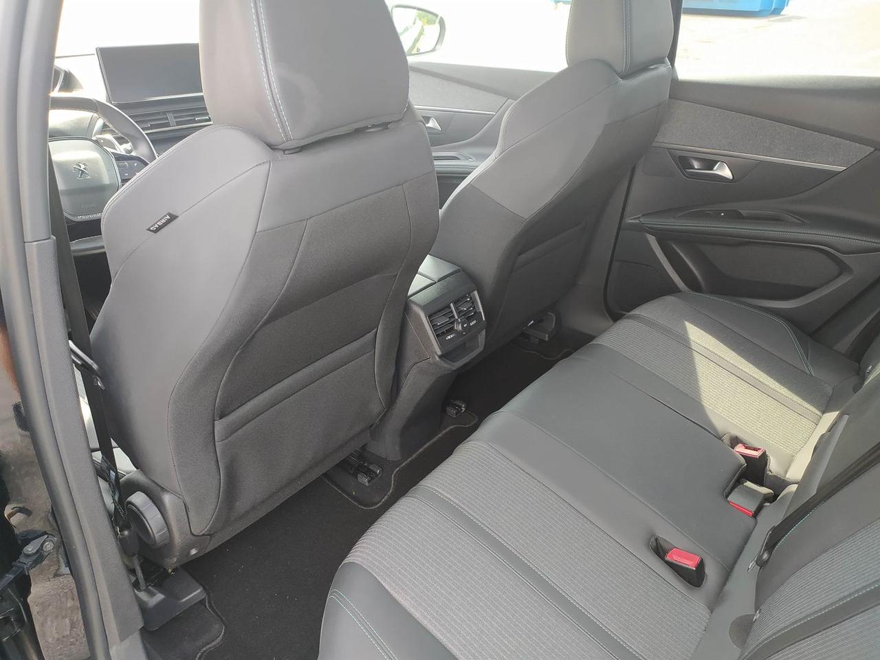 Peugeot 3008 Allure Pack 1.5 Blue HDI 130 #12056