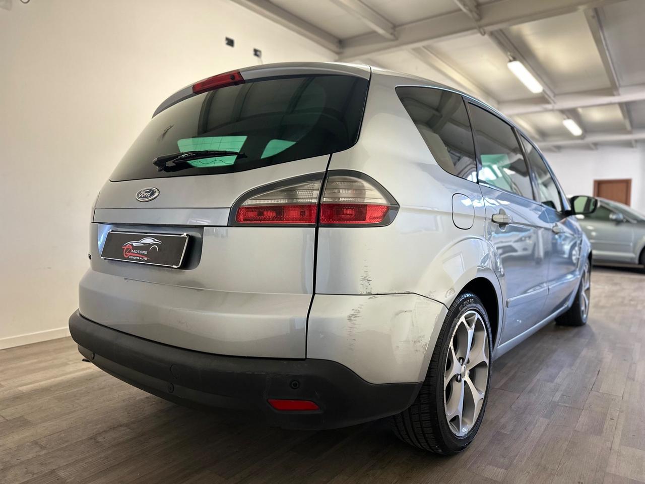 Ford S-Max 1.8 TDCi 125CV TITANIUM NEOPATENTATI