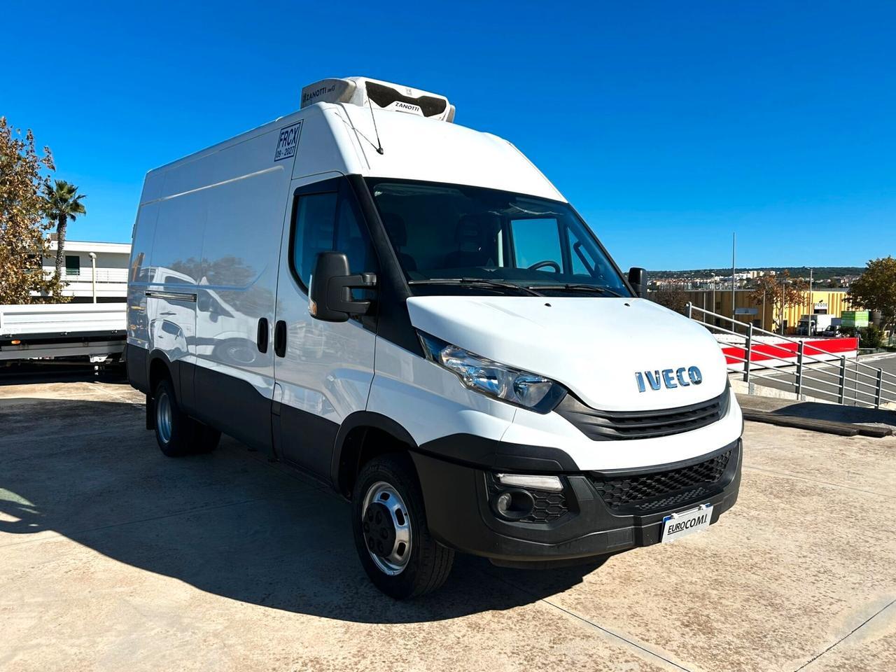 Iveco Daily 35C15 Furgone gemellato Isotermico