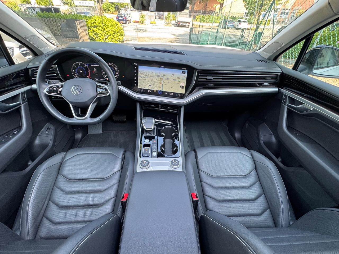 Volkswagen Touareg 3.0 V6 TDI SCR R-LINE