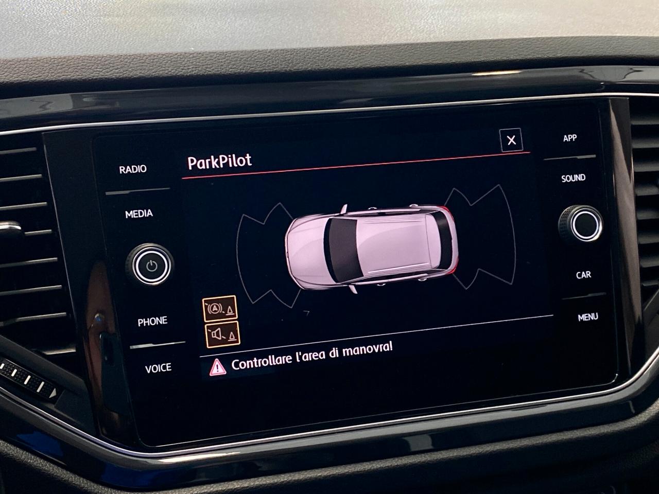 Volkswagen T-Roc 1.6 TDI 116CV Advanced 18” LED Navi Camera