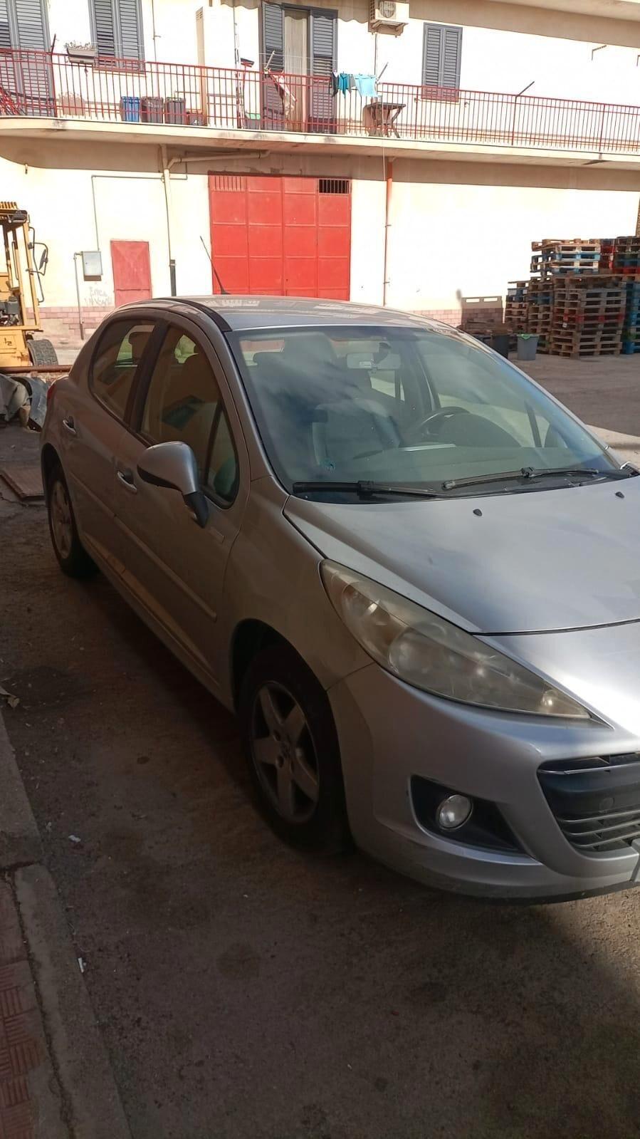 Peugeot 207 1.4 HDi 70CV 5p. X Line PROBLEMI MOTORE