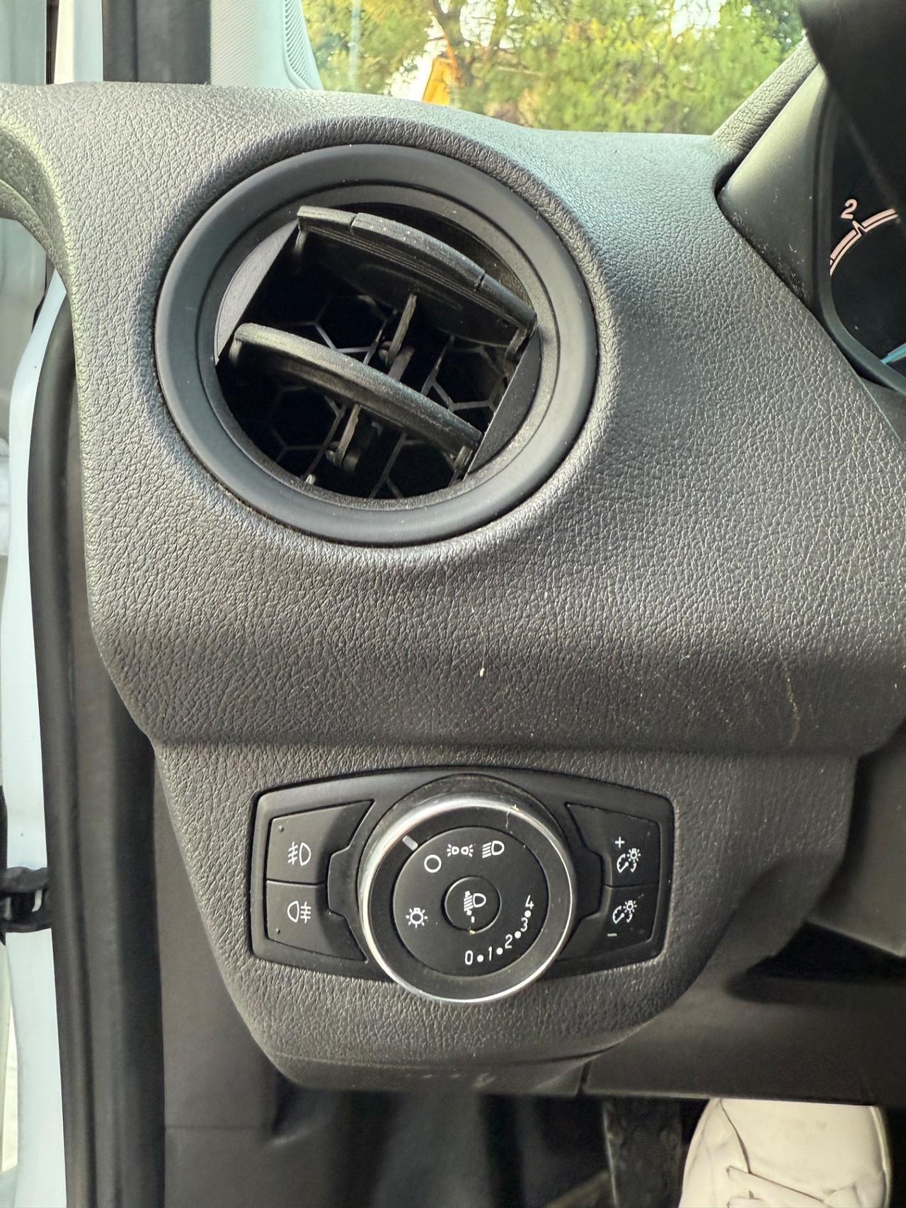 Ford Transit Courier Transit Courier 1.5 TDCi 75CV Van Trend
