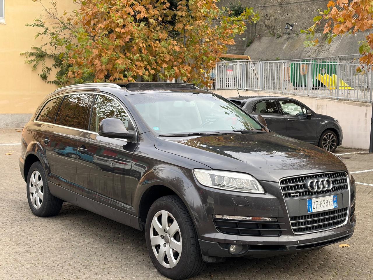 Audi Q7 4.2 V8 FSI quattro tiptronic 7 posti 349cv
