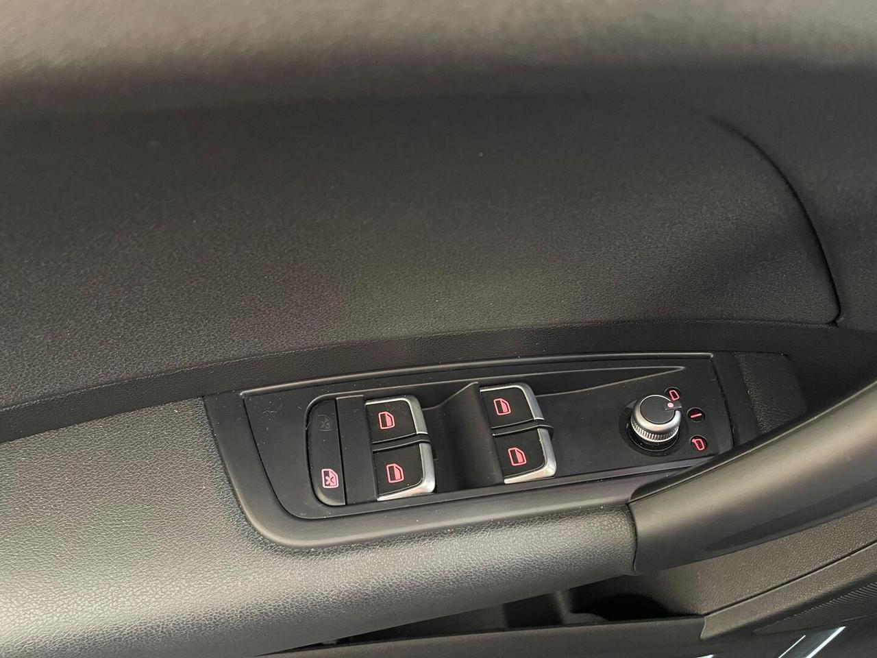 Audi A1 Sportback 1.4 TDI Neopatentati Metal Plus Ultra