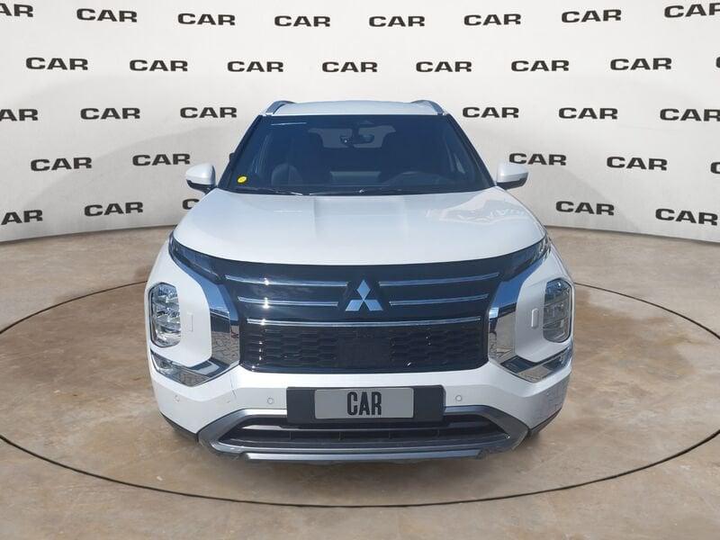 Mitsubishi Outlander PHEV 2.4L PHEV INTENSE