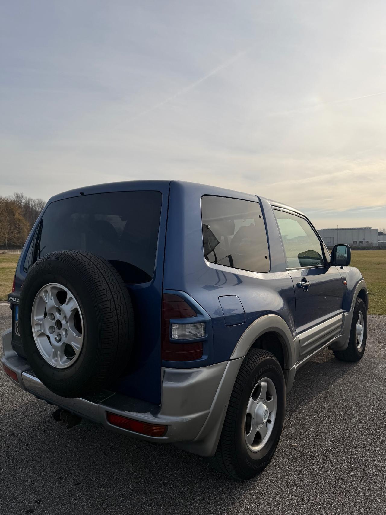Mitsubishi Pajero 3.2 16V DI-D 5p. GLS2