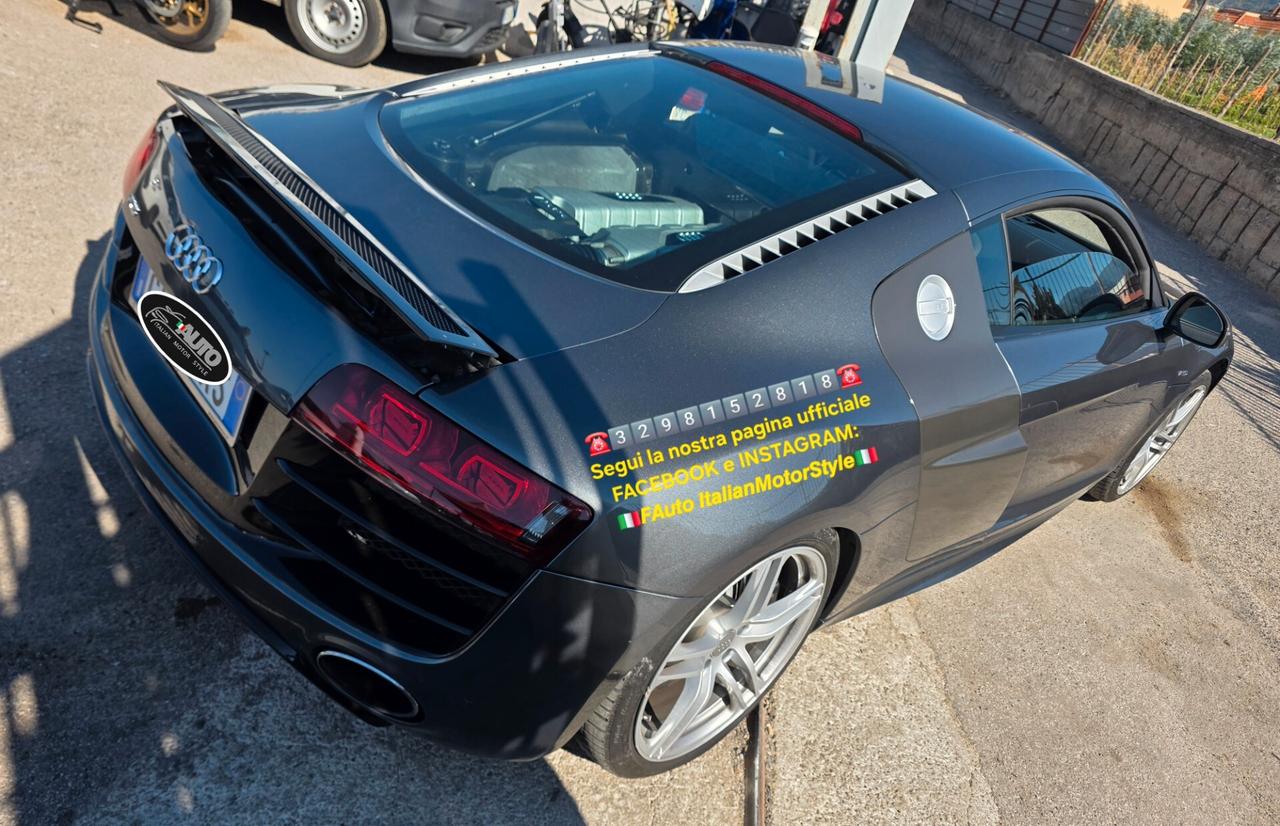 Audi R8 5.2 V10 FSI quattro R tronic