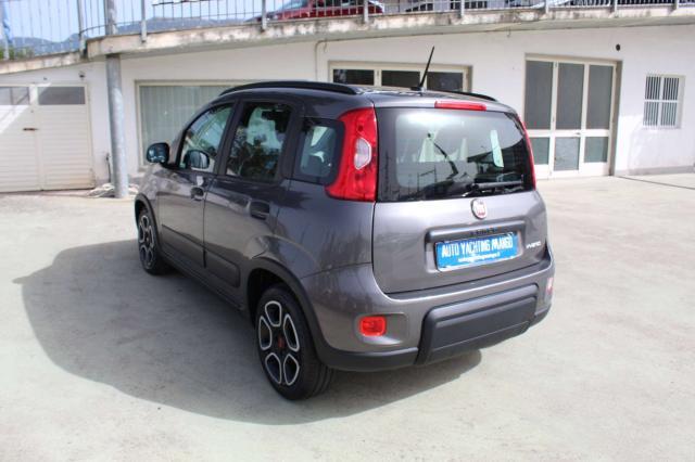 Fiat Panda 1.0 FireFly S&S Hybrid City Cross