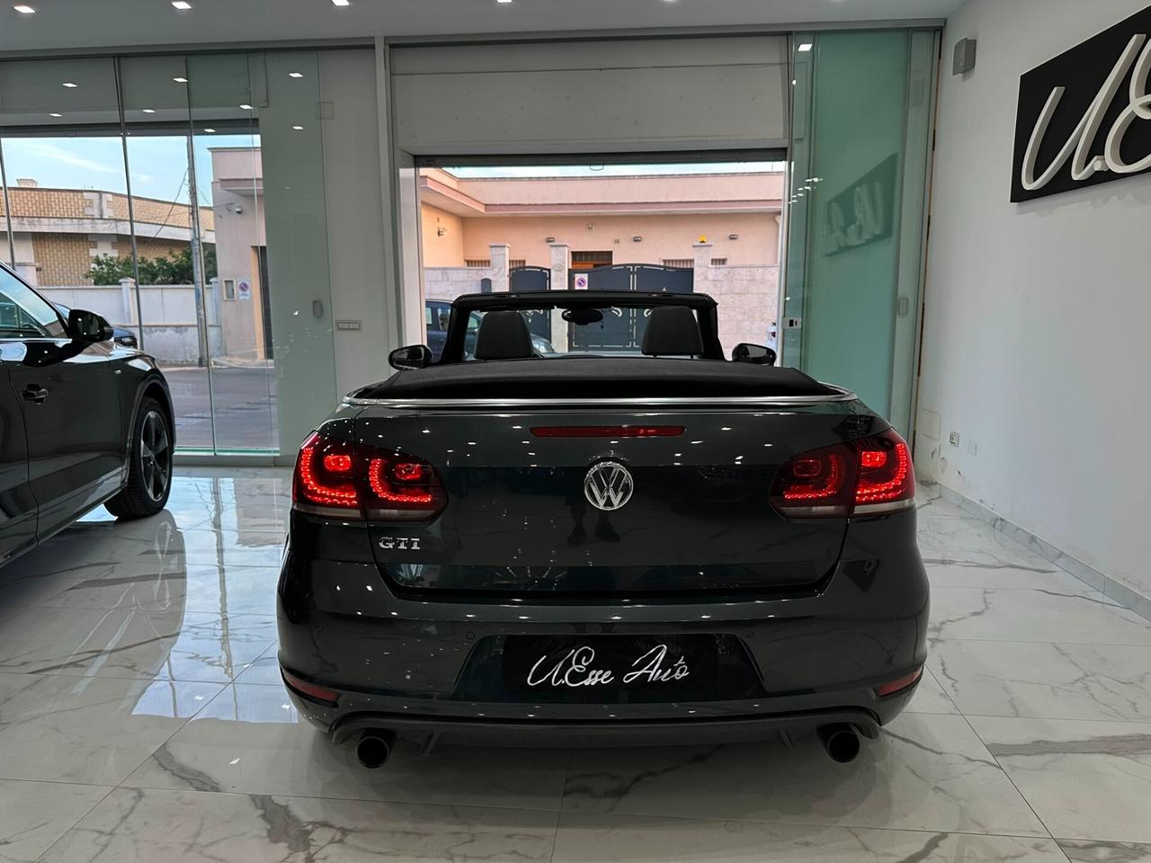 Volkswagen Golf GTI Cabrio 2.0 TFSI