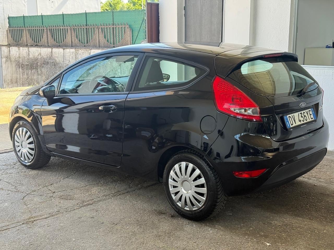 Ford Fiesta 1.2 82CV 3 porte Titanium
