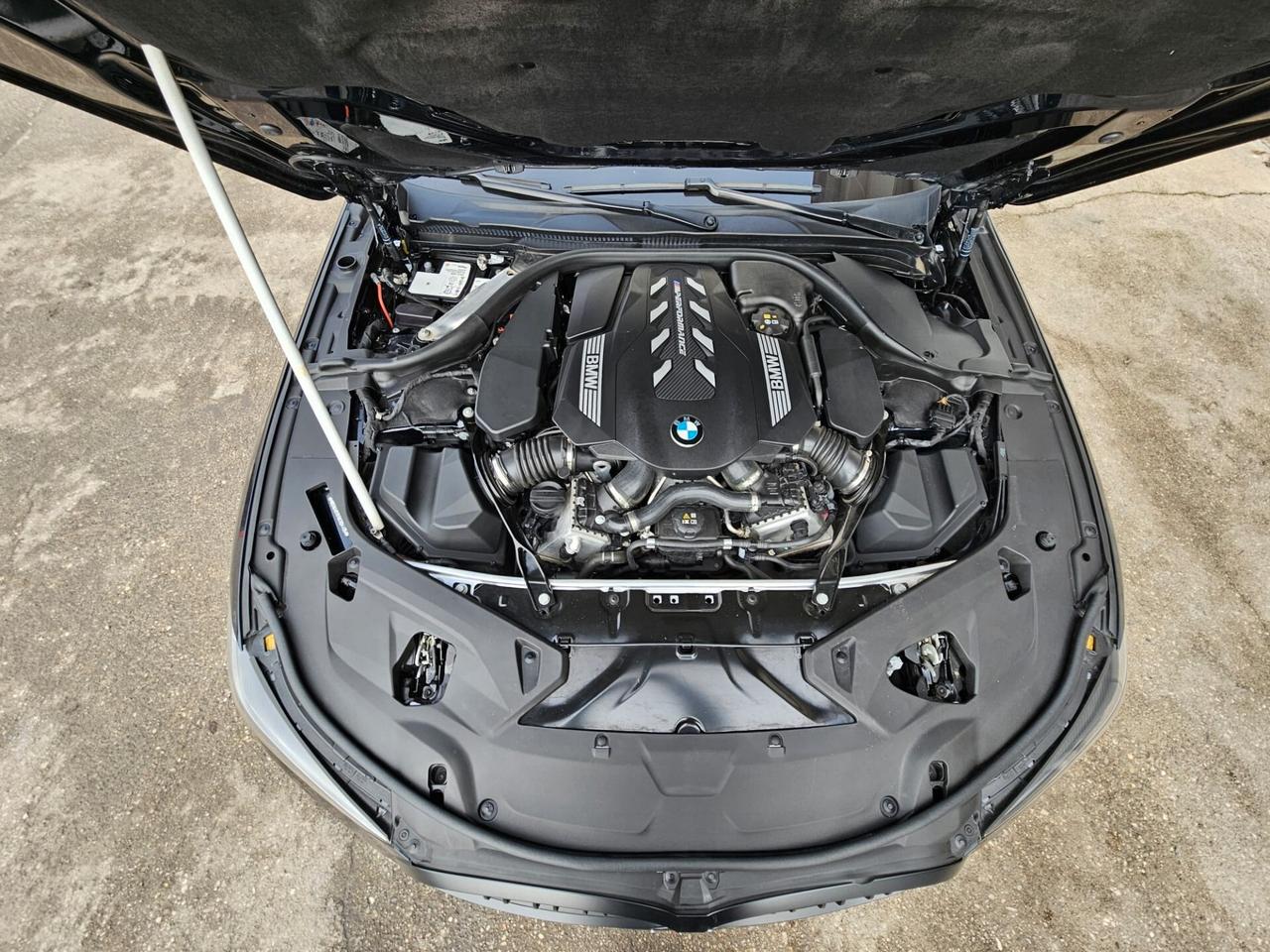 BMW M850 LCI Gran Coupe M 850i xdrive INCIDENTATA