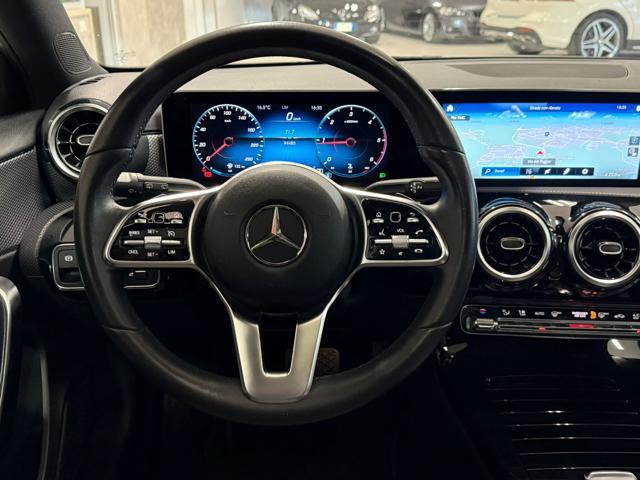 MERCEDES-BENZ A 180 d Automatic Sport-Tetto-