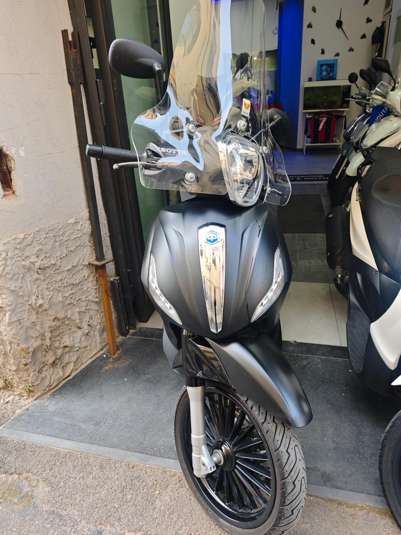 Piaggio Beverly 300 i.e. led 2021