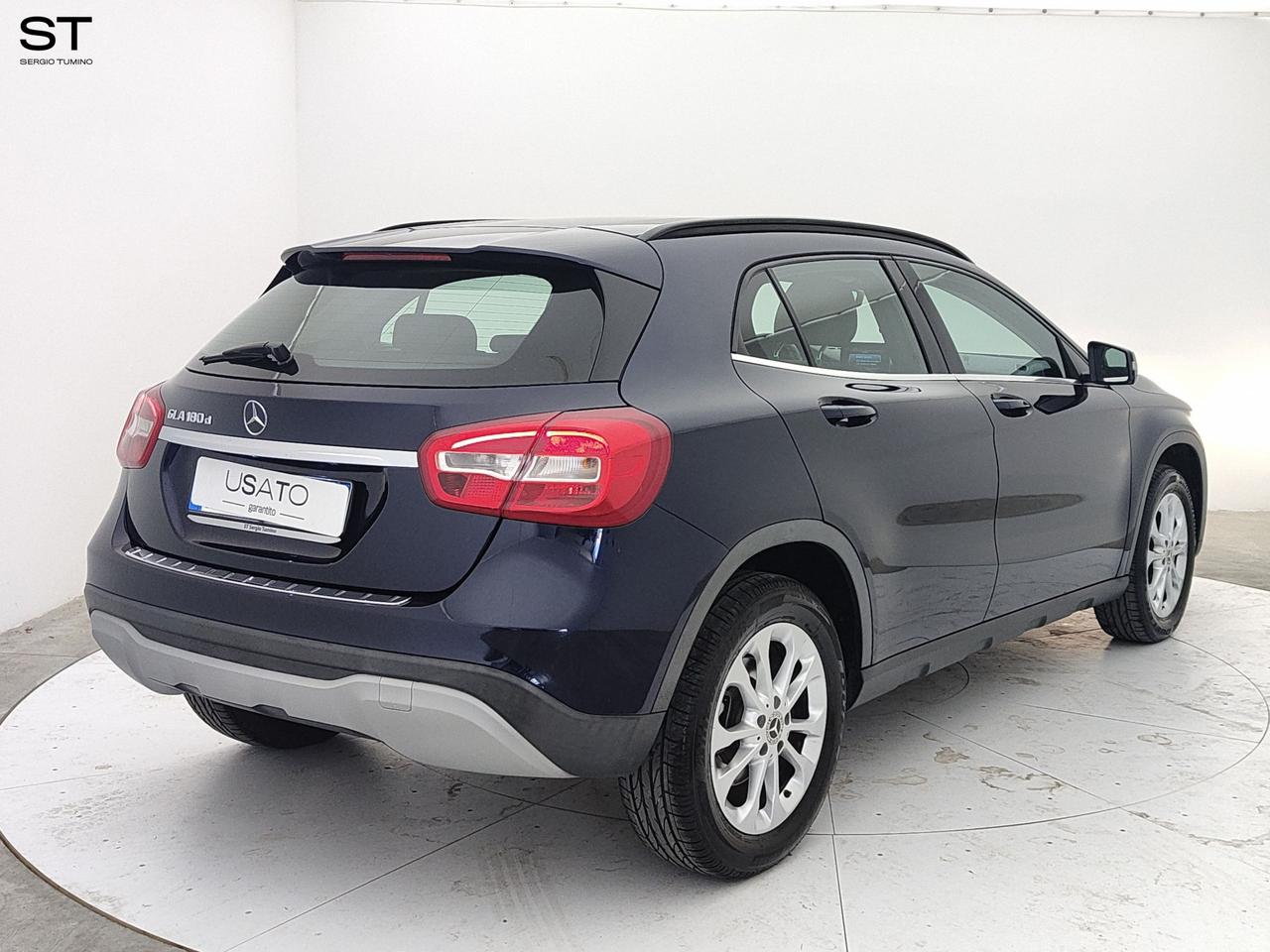 Mercedes-Benz GLA (X156) - GLA 180 d Executive