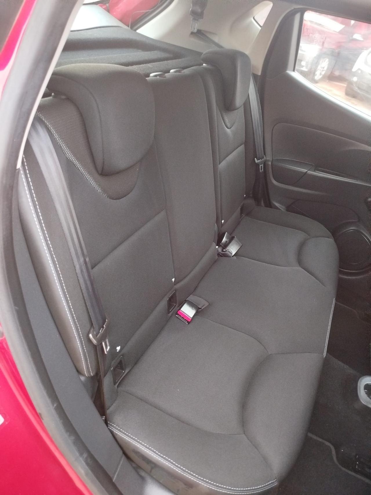 Renault Clio dCi 8V 75 CV Start&Stop 5 porte Energy Duel