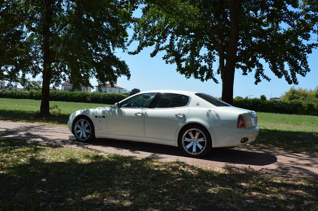 Maserati Quattroporte 4.2 V8 Duoselect Executive GT
