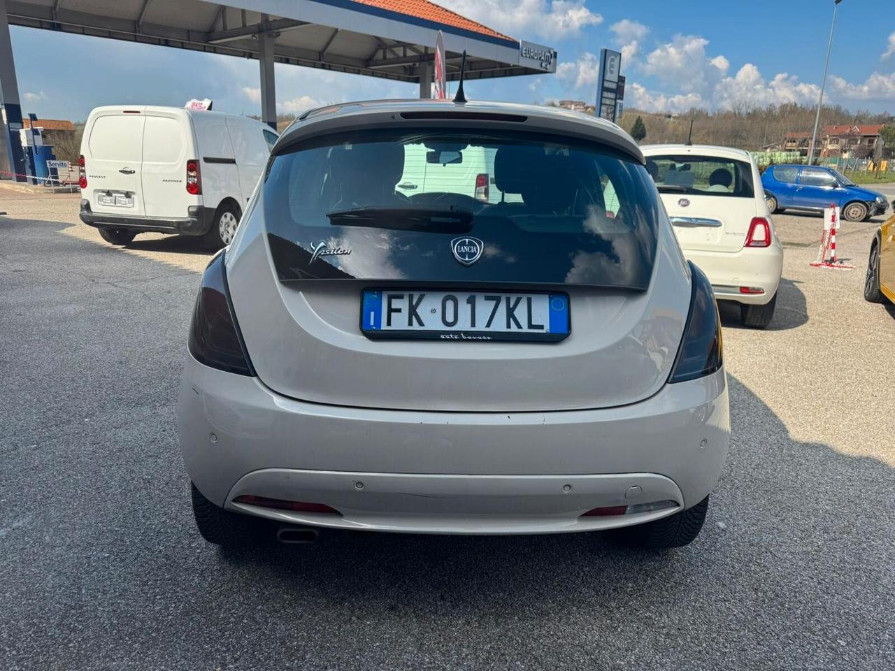 Lancia Ypsilon 1.3 MJT 16V 95 CV 5 porte S&S Silver