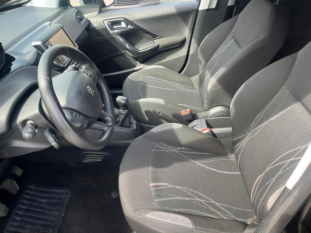 Peugeot 208 1.4 HDi 68 CV 5 porte Active