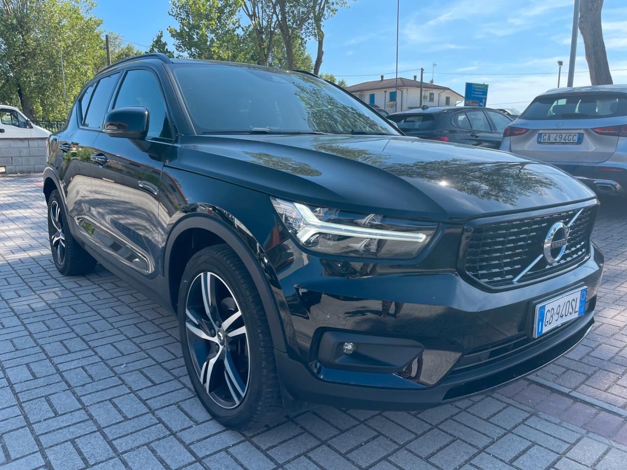 Volvo XC40 D3 R-design