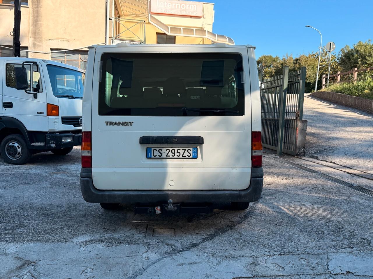 Ford Transit 2.0 Tdci 9 Posti Gancio Traino 18q
