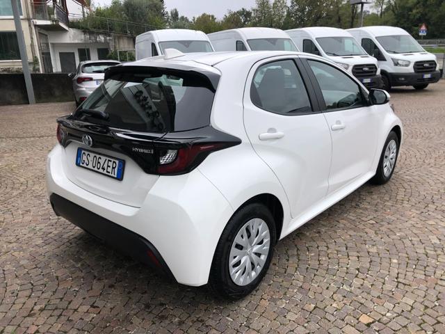 TOYOTA Yaris 1.5 Hybrid 5 porte Business