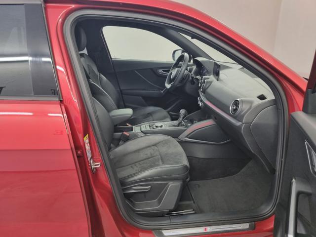 AUDI Q2 35 TDI quattro S tronic S line Edition