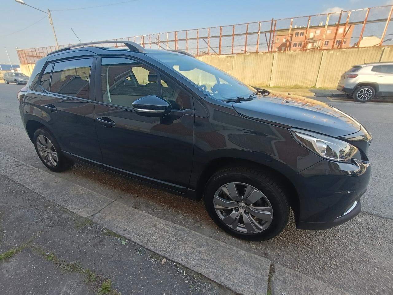 Peugeot 2008 Puretech active
