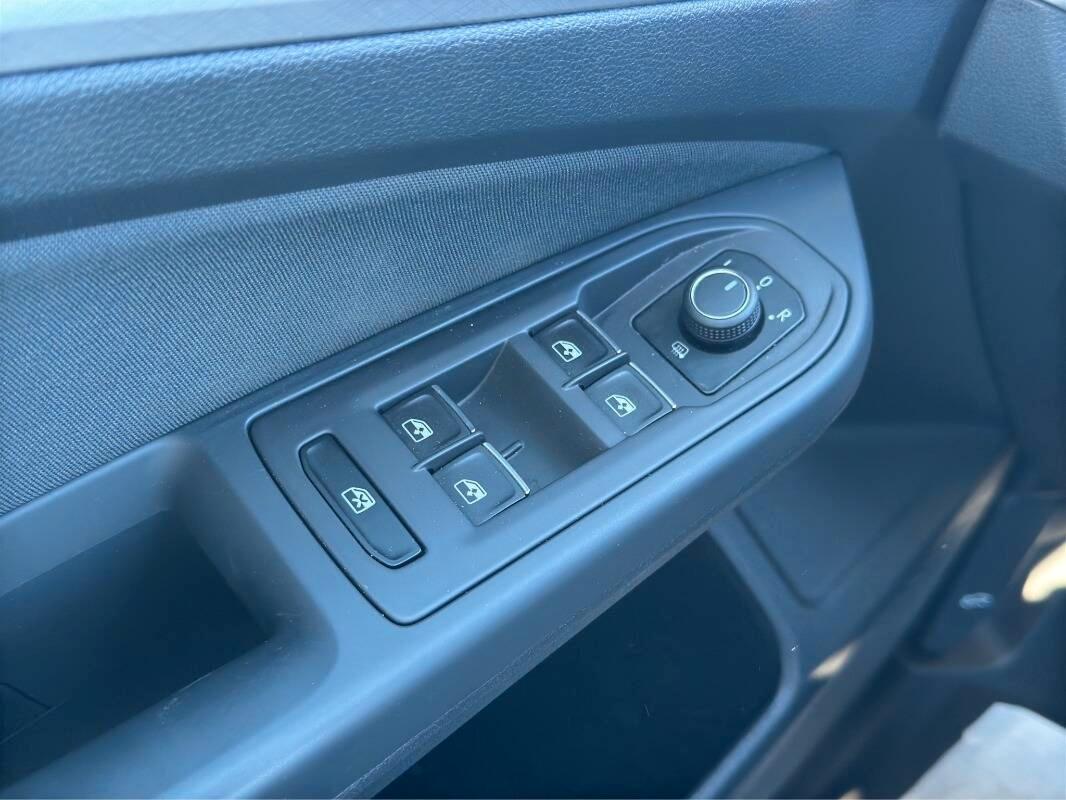 Volkswagen Golf 2.0 tdi Life 150cv AUTOMATICA E CARPLAY