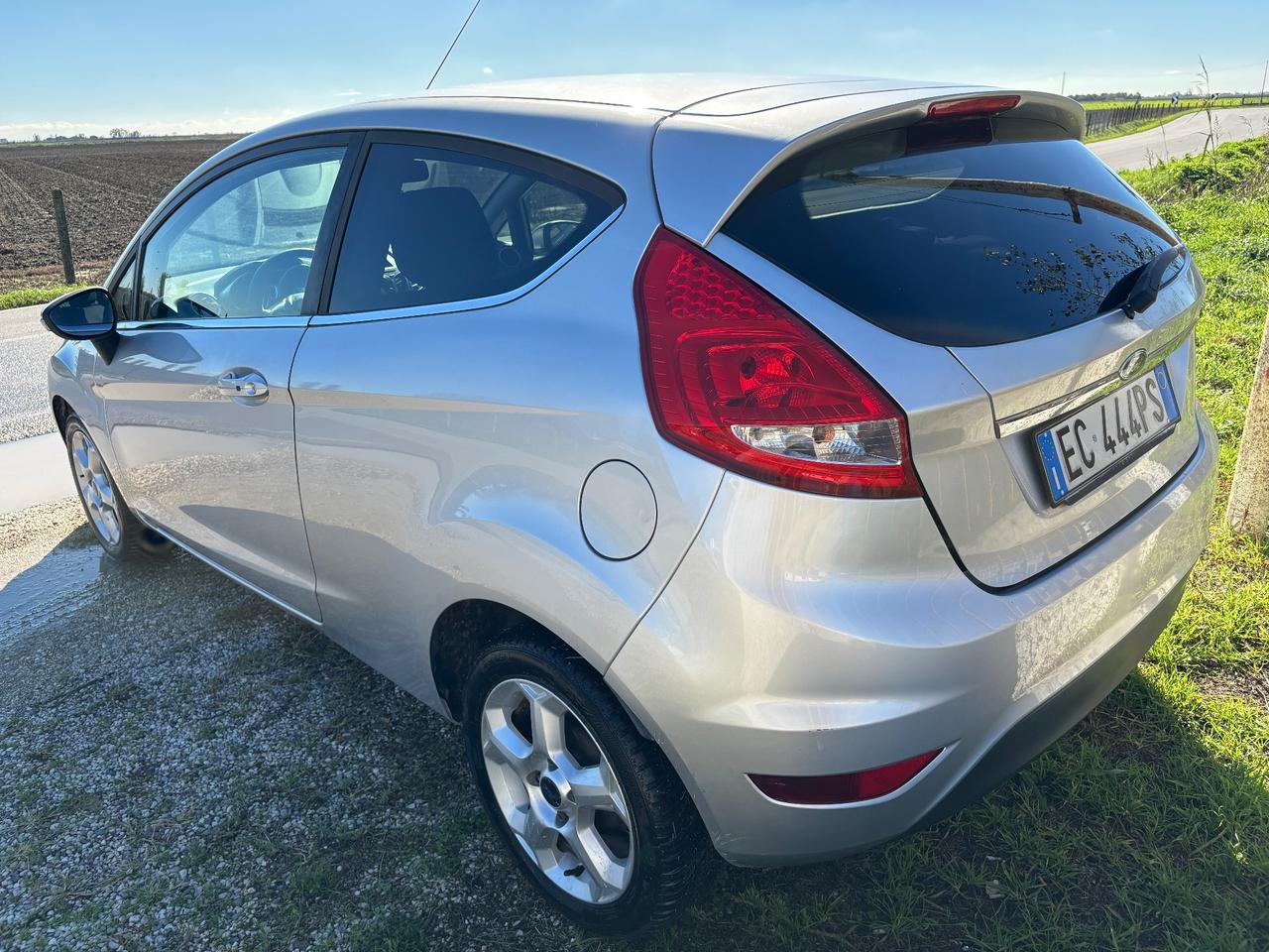 Ford Fiesta 1.4 96CV aut. 3 porte Titanium