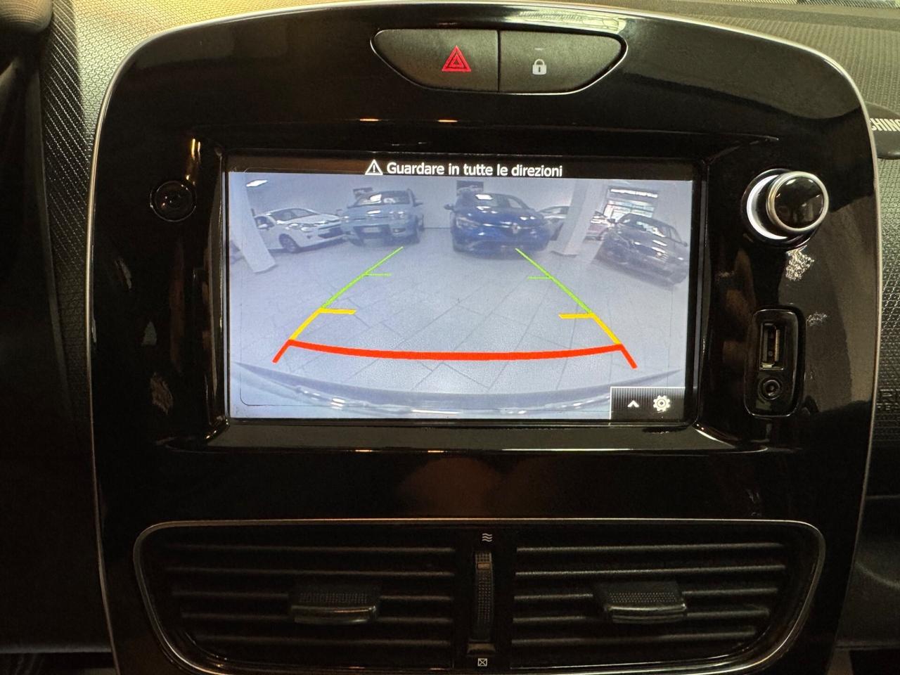 Renault Clio dCi 8V 75 CV 5 porte Moschino Intens