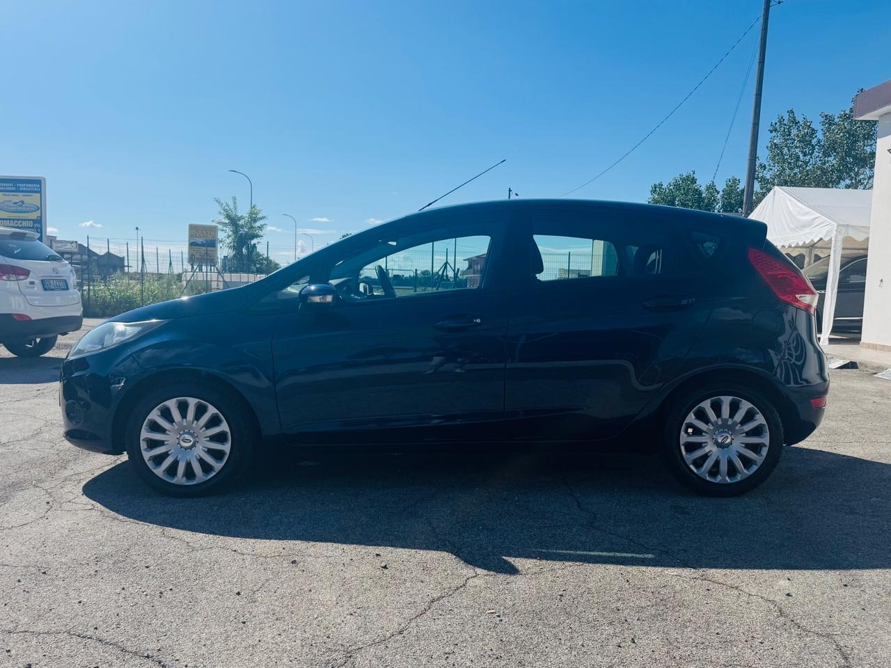 Ford Fiesta Titanium 5porte GPL