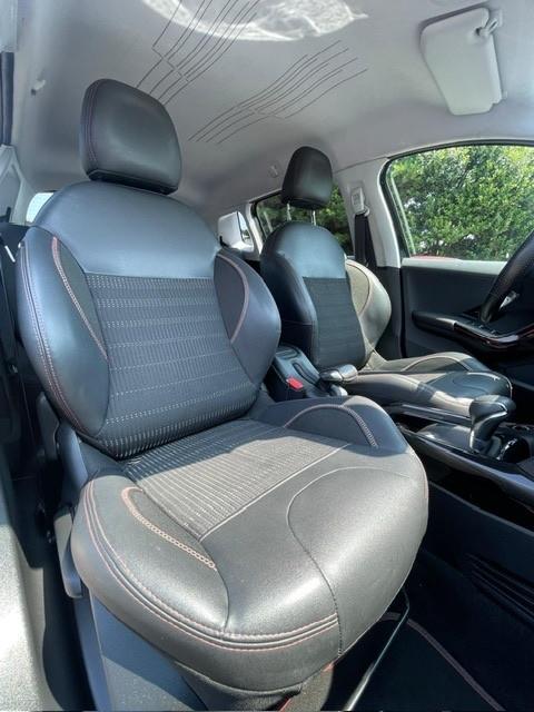 Peugeot 2008 BlueHDi 120 EAT6 S&S GT Line