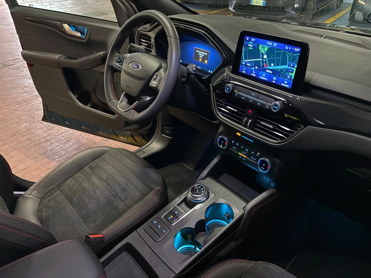 Ford Kuga 2.5 Full Hybrid 183 CV CVT AWD ST-Line