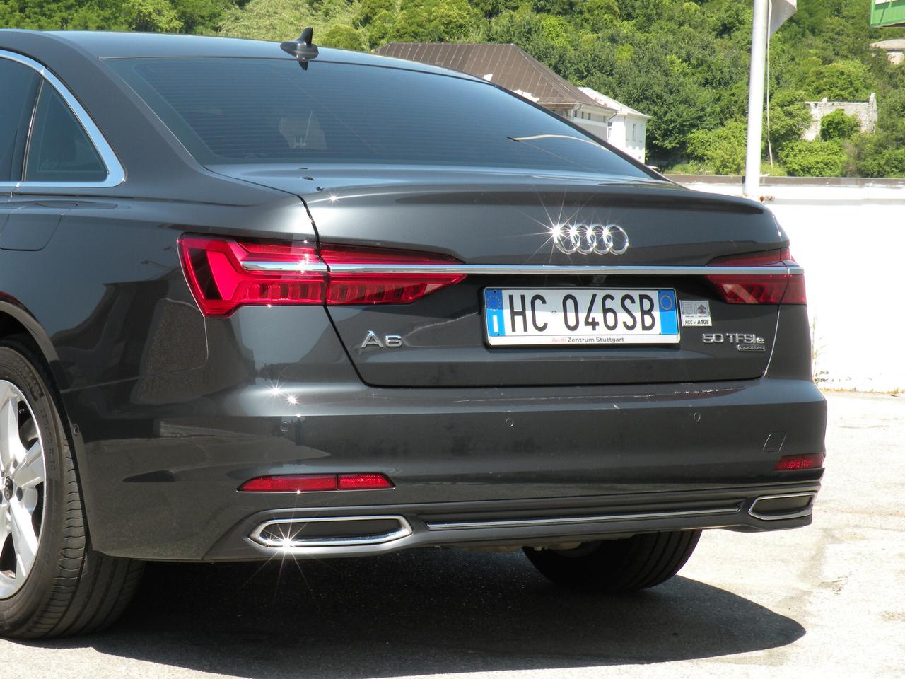 Audi A6 55 2.0 TFSI quattro ultra S tronic Business Plus